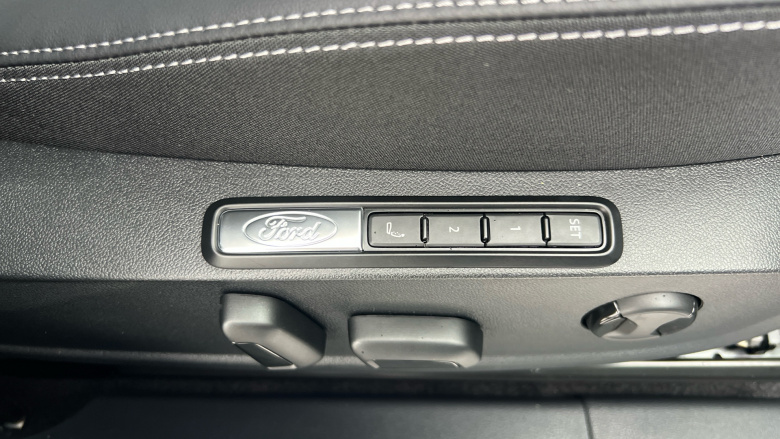 Ford Explorer 210kW Select 77kWh 5dr Auto Electric Estate